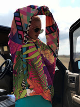 Load image into Gallery viewer, MIKA SWEATSHIRT